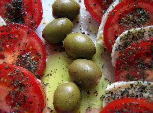 olivestomatos_.jpg